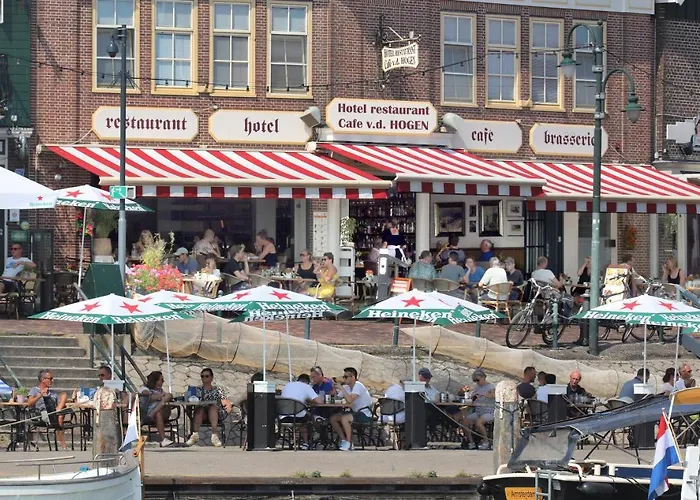 Hotel Cafe Restaurant Van Den Hogen Volendam