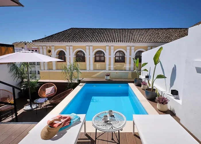 Sweet Sevilla Suites - Smart Hotel