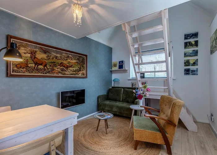 B&B Larenstein logeren in een tiny house Velp 