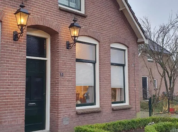 Studio in rietgedekte boerderij, geheel privé, hond vriendelijk Westerbork