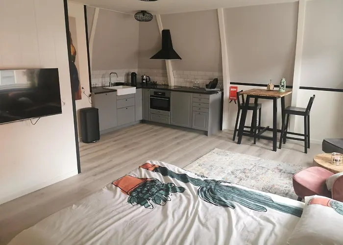B&B Tasty Sneek