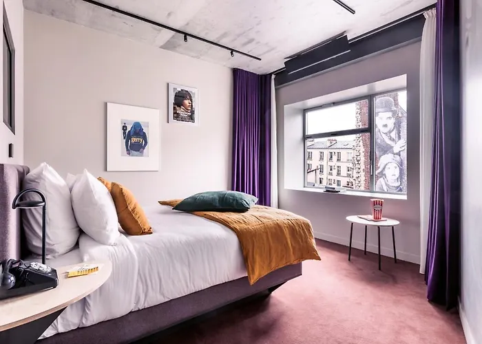 Mk2 Hotel Paradiso Nation Parijs