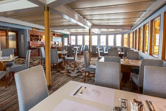 Grand Jules Boat Hotel Boedapest