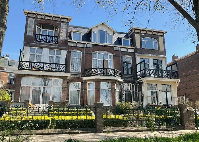 Plato By Hofstad Studio'S Den Haag