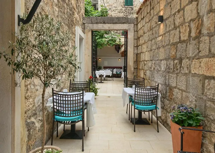Makarun Heritage Rooms Split