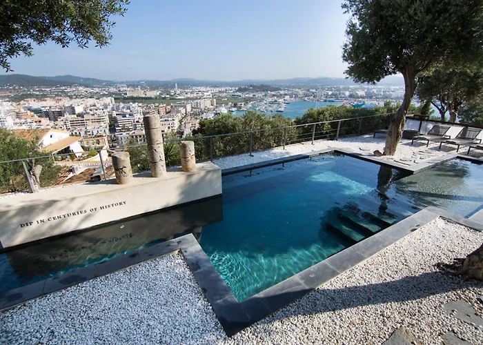 Hotel La Torre Del Canonigo - Small Luxury Hotels Ibiza-stad