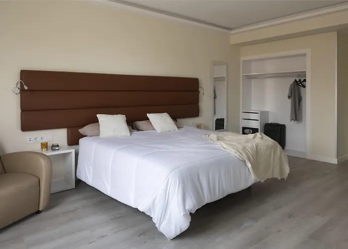 Libere Barcelona Sant Antoni Aparthotel