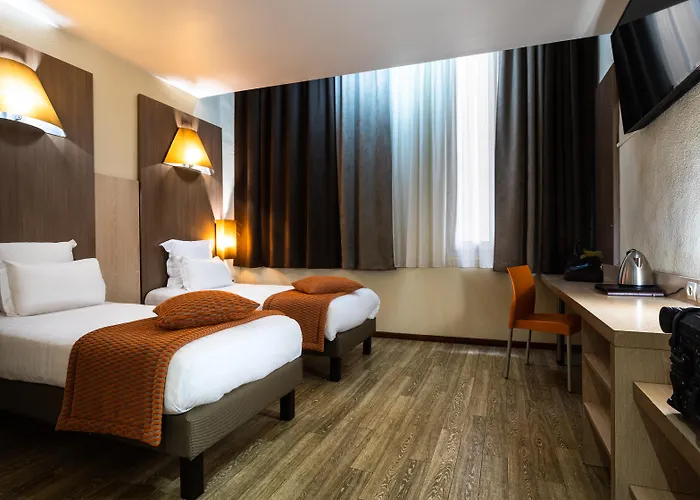 Hotel Carre Vieux Port Marseilles