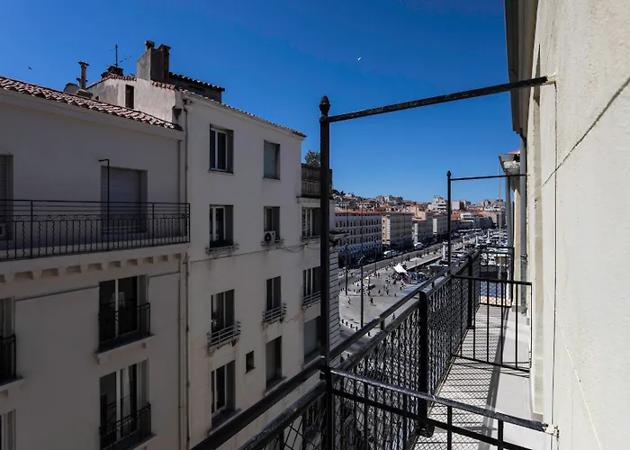 Hotel Carre Vieux Port Marseilles