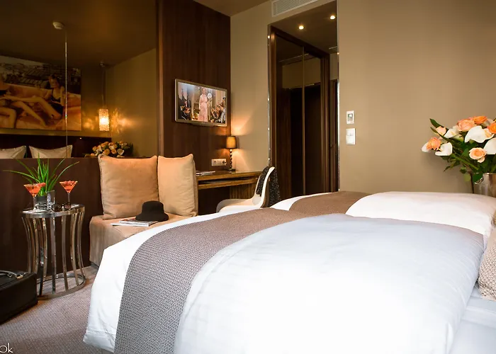 B Montmartre Hotel Parijs