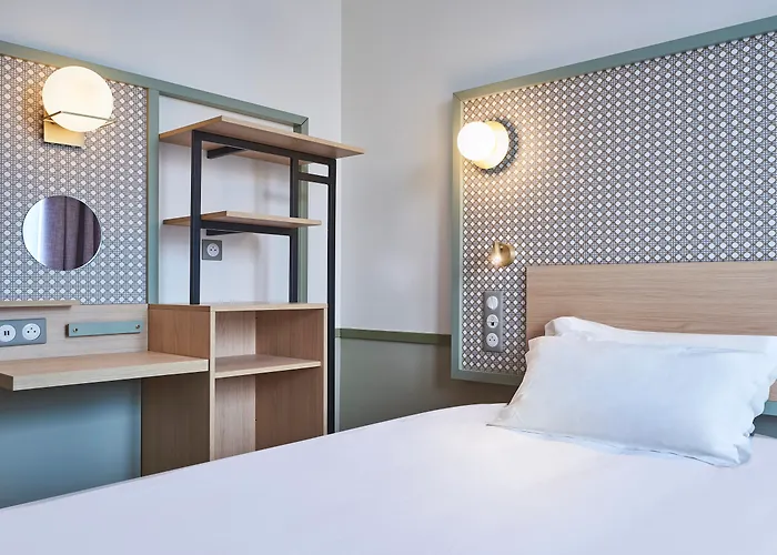 Hotel Cervantes By Happyculture Parijs