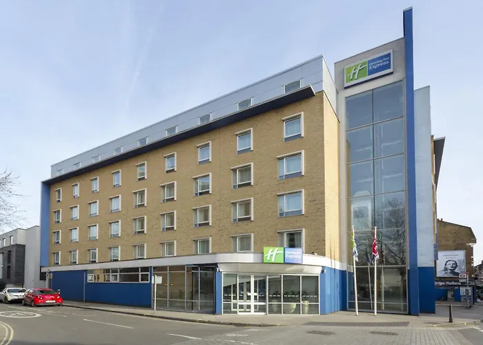 Holiday Inn Express Earls Court By Ihg Londen