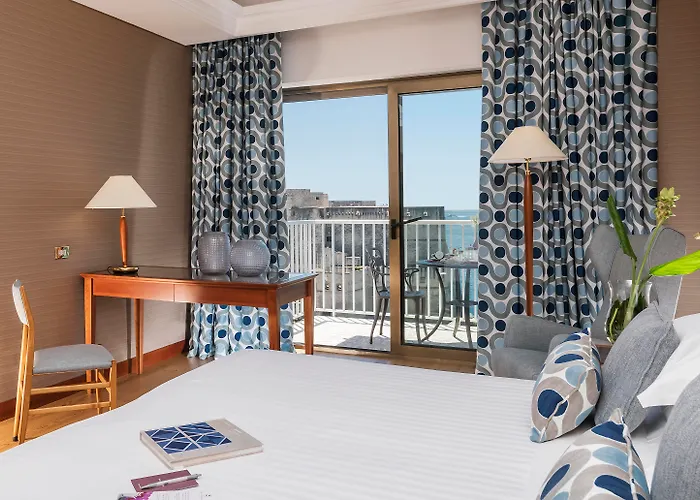 Hotel Royal Continental Napels