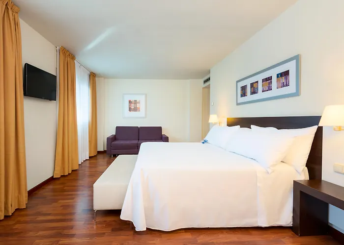 Port Feria Valencia Hotel