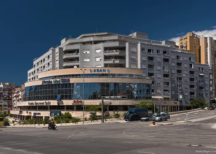 Priska Med Luxury Rooms Split
