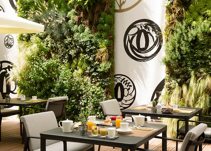 Le Tsuba Hotel Parijs
