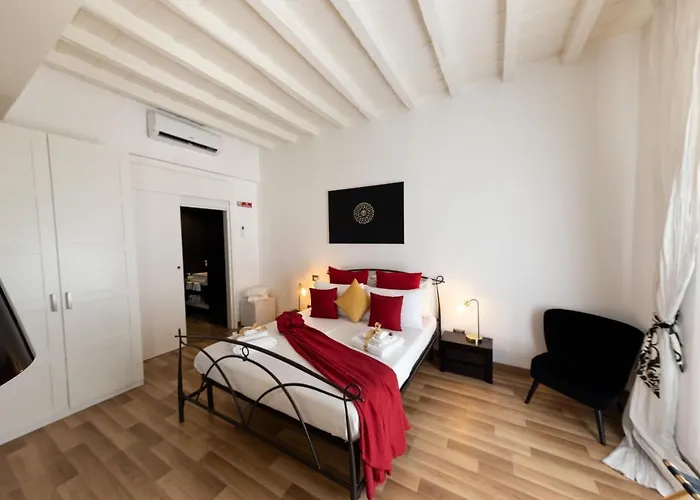 Barcaccia Luxury Suites Rome