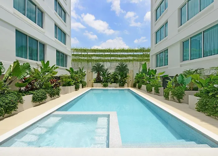 Centre Point Sukhumvit 10 Hotel Bangkok