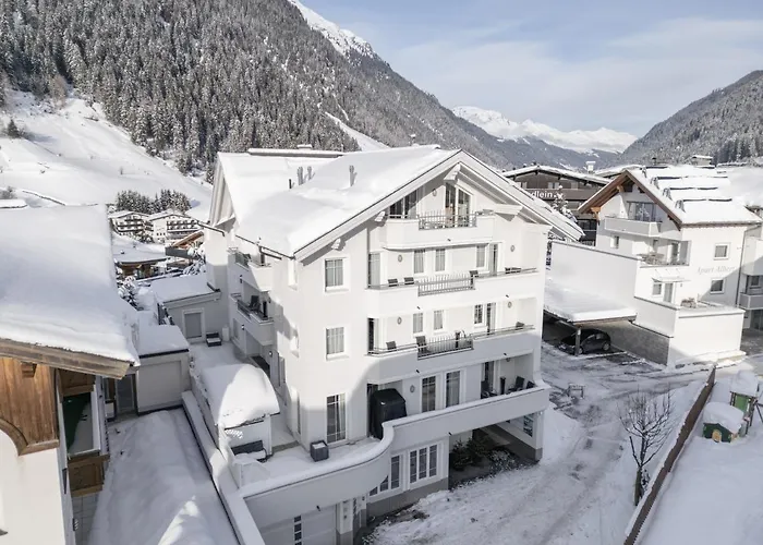Petit Madlein Bed and Breakfast Ischgl