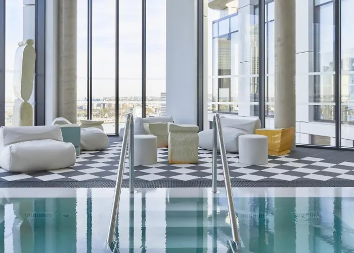 Ark Canary Wharf Londen