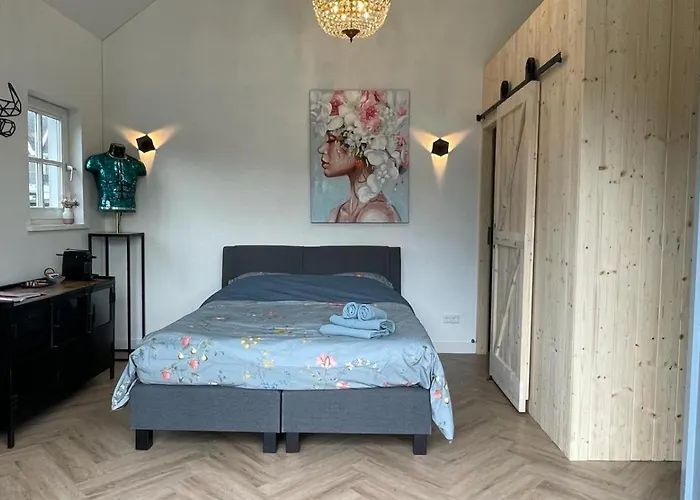 Flora'S B&B Landsmeer