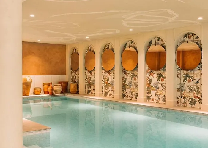 Bloom House Hôtel&SPA Parijs