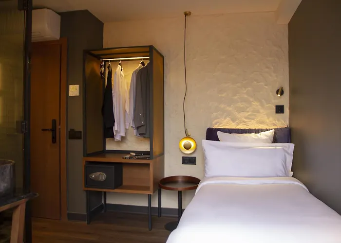 Letoh Letoh San Sebastian Hotel