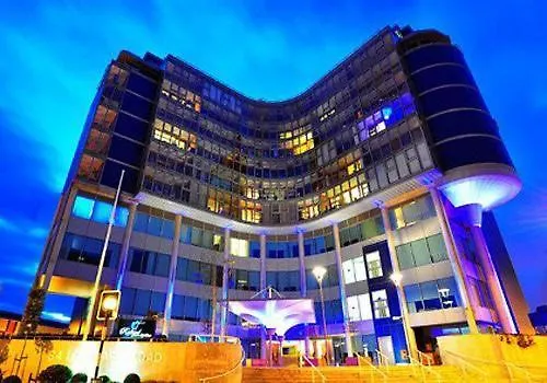 Rafayel Hotel & Spa Londen