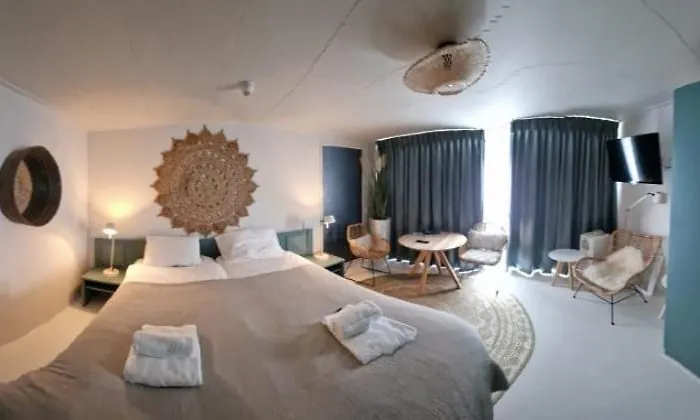 Hotel Liberte Schoorl