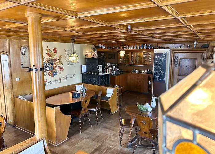 Gasthof Zum Ritter - A Cozy Historical Landmark Ulm