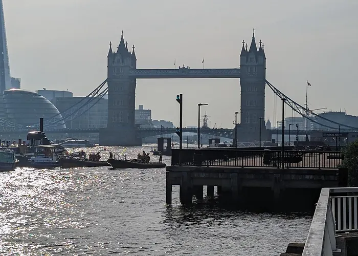 Tobacco Docks & St Katherine'S Rooms Londen