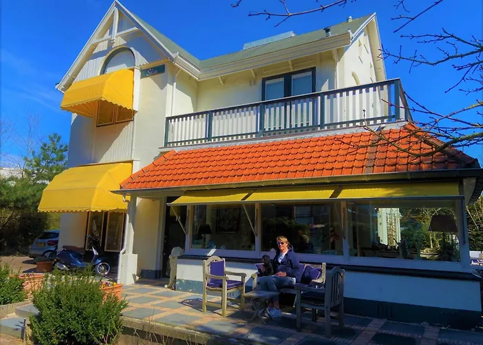 B & B Villa Suisse Den Haag