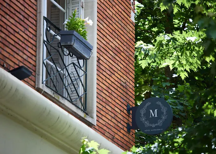 Logis Hotel Marguerite Orléans