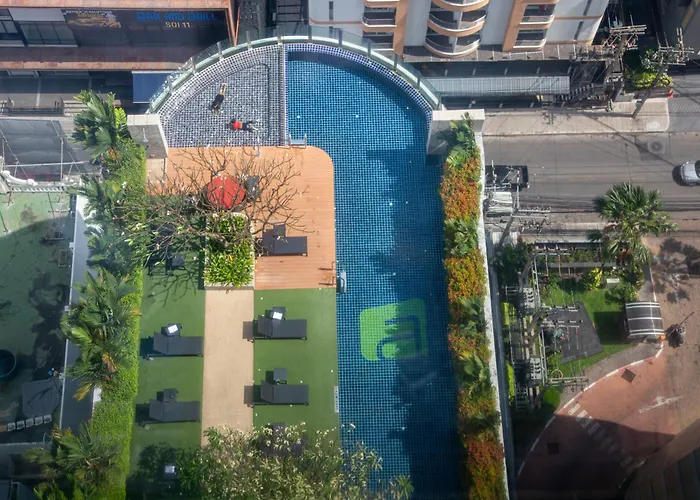 Aloft By Marriott Bangkok Sukhumvit 11 Hotel
