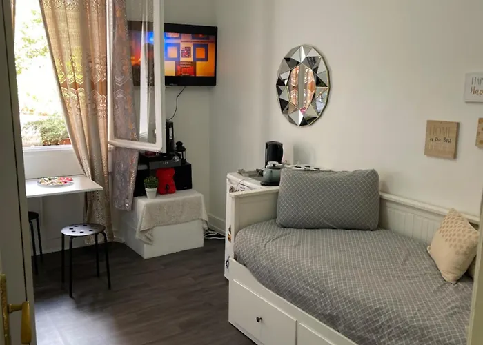 Tour Montparnasse Bed and Breakfast Parijs