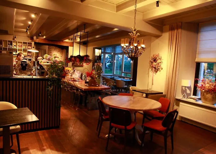 Hotel En Restaurant Della Contessa Buren 