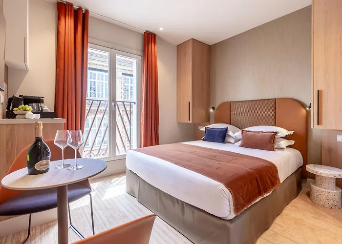 Suites Fl By Sweett Parijs