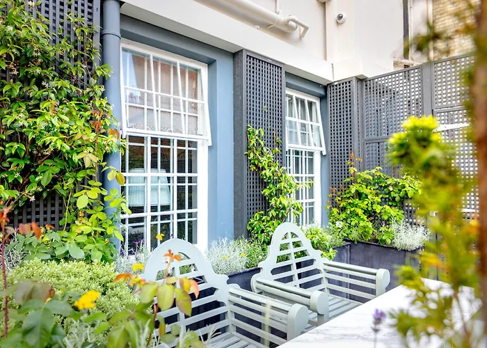 No. 30 Knightsbridge Hotel Londen