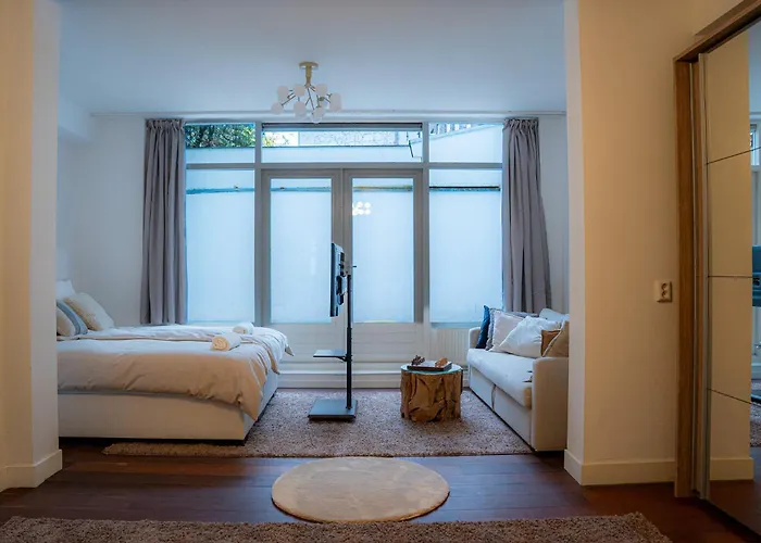 Skinny Bridge Boutique Stay Amsterdam