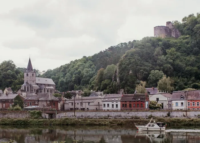 La grotte Dinant Bed and Breakfast