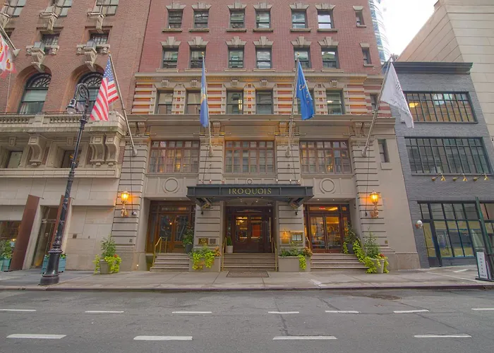 Iroquois New York Times Square Hotel
