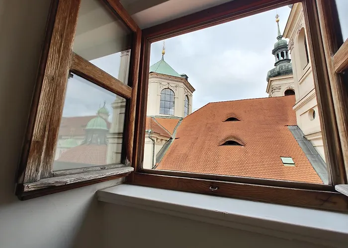 Little King Hotel U Malvaze Praag