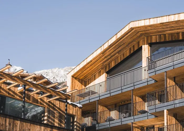 Gruenwald Resort Soelden Appartements Und Chalets Mit Pool