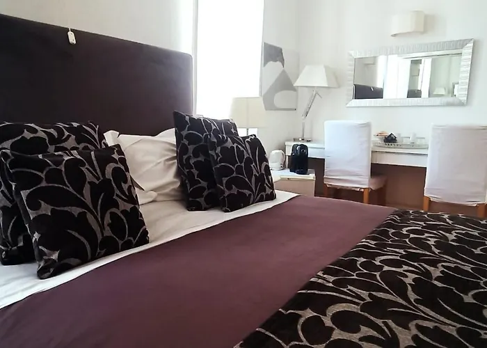 Relais Piazza Dei Martiri Bed and Breakfast Napels