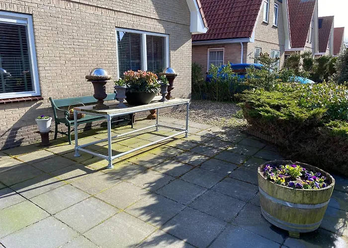 Rose Cottage B&B Nes 