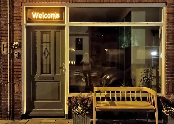 B&B Sunflower Leiden