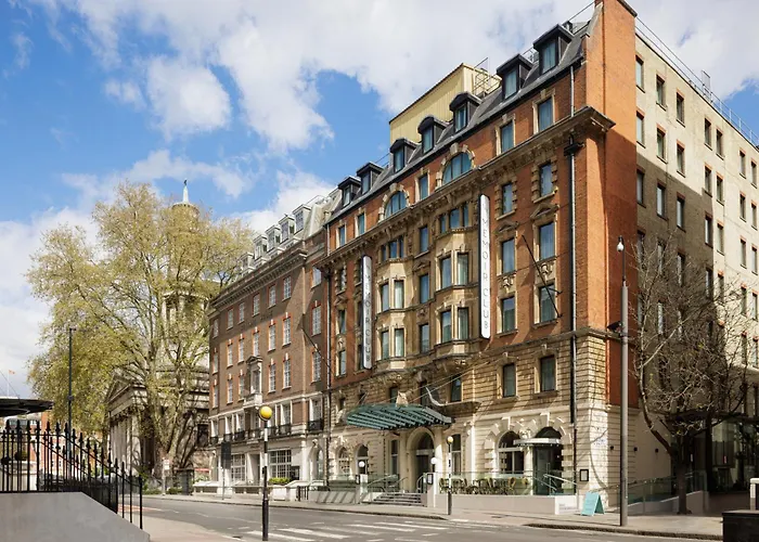 The Memoir Club, Formerly Ambassadors Bloomsbury Londen