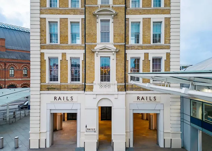 Kaya Great Northern Hotel, Londen