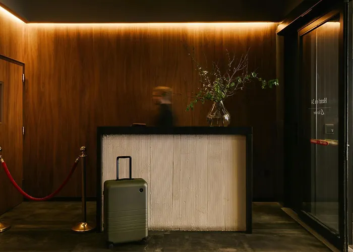 Sonder Henri on 24 Hotel New York