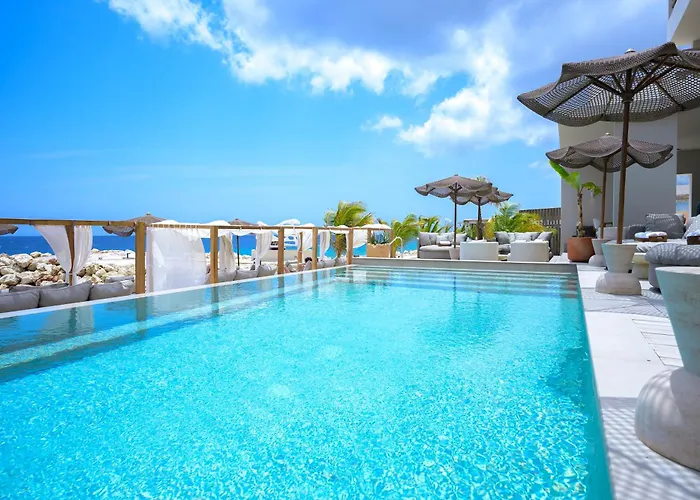 Art Hotel Curacao - Luxury Adults Only Willemstad